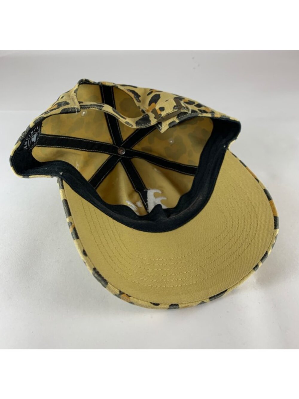Oakland Athletics MLB Womens Leopard Print 47 Brand Clean Up Strapback Hat - Picture 4 of 6